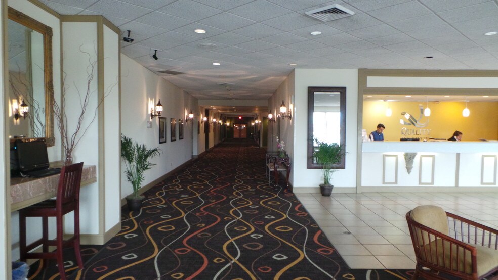 More Photos Of 6525 Us Highway 27 N, Sebring Hotel For Sale