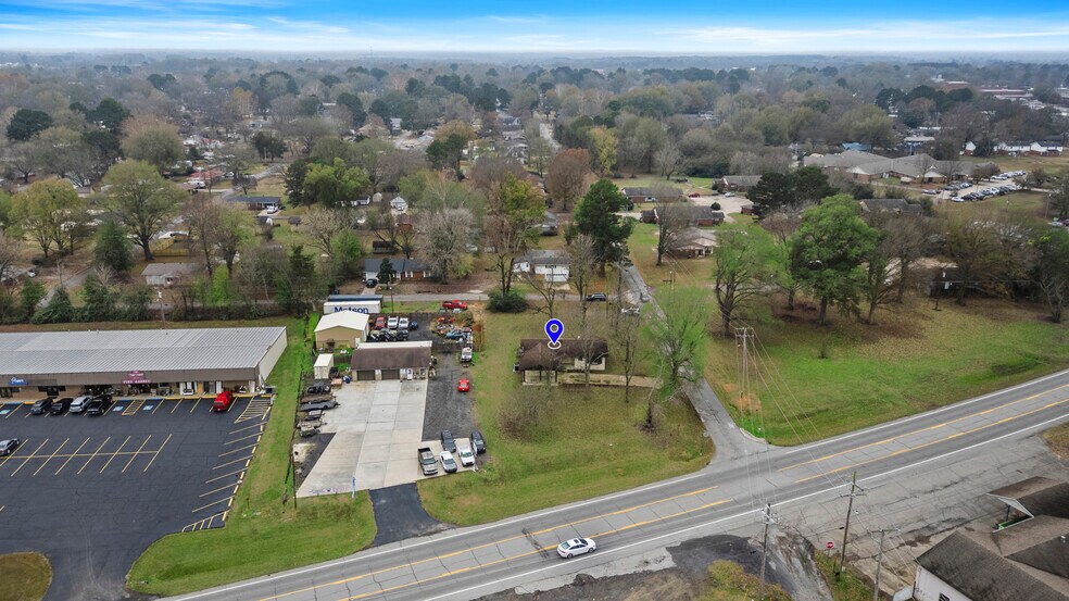 More Photos Of 1306 N Lemon St, Beebe Office For Sale