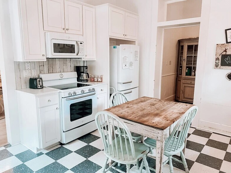 More Photos Of , New Braunfels Unknown For Sale