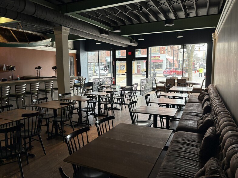 More Photos Of 968 Elm St, Manchester Storefront For Lease