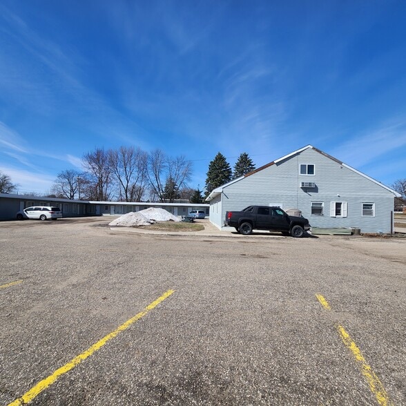 More Photos Of 1507 W Oakland Ave, Austin Hotel For Sale