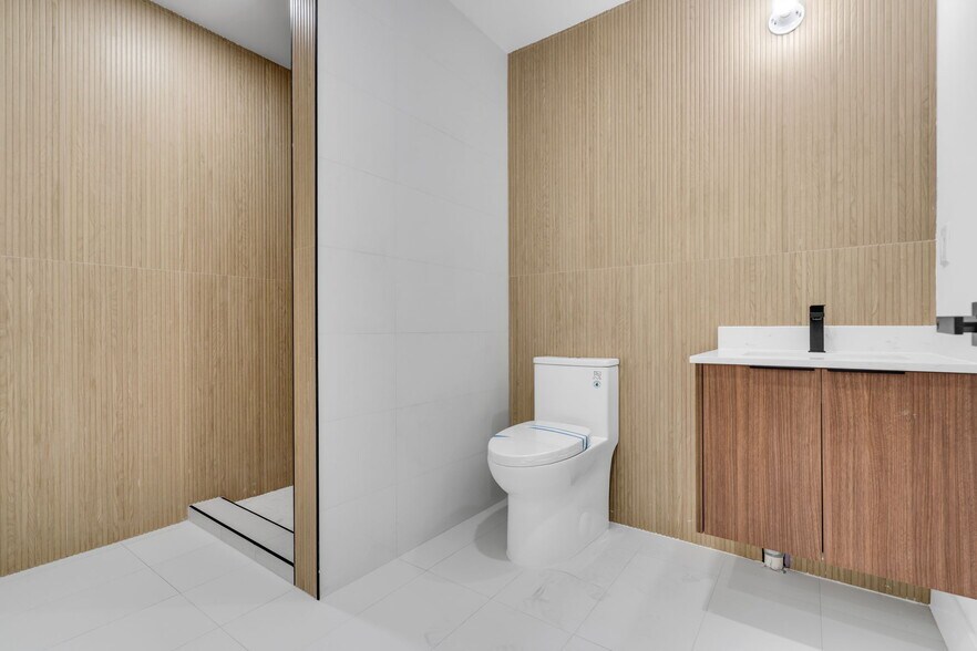 More Photos Of 1037 NW 2nd St, Miami Apartments For Sale