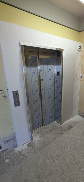 More Photos Of 201 S Broadway Ave, Albert Lea Loft Creative Space For Lease