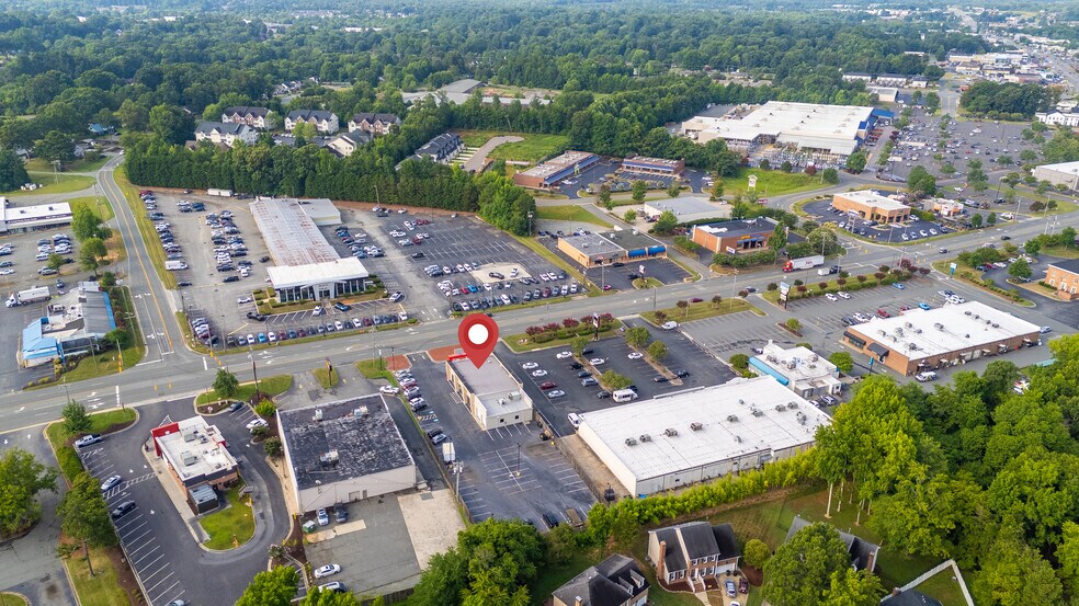 More Photos Of 2437 S Church St, Burlington Auto Dealership For Sale