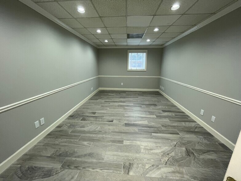 More Photos Of 750 Hammond Dr NE, Atlanta Unknown For Sale