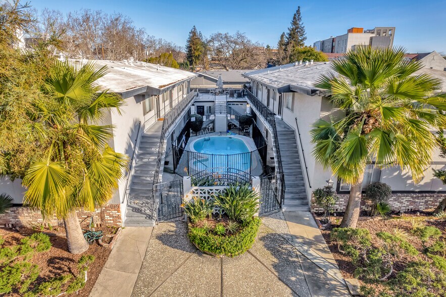 More Photos Of 775 Oak St, Mountain View Apartments For Sale