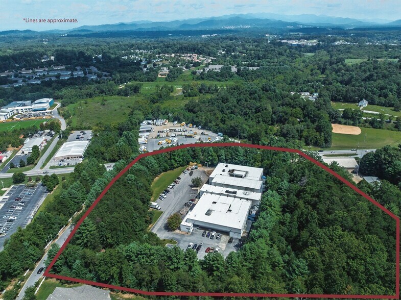 More Photos Of 230 Sardis Rd, Asheville Distribution For Sale