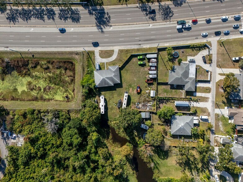 More Photos Of 4431 Fruitville Rd, Sarasota Office For Sale