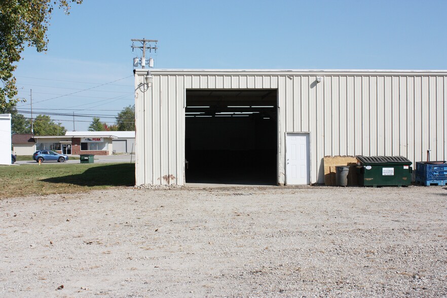 More Photos Of 980 Lafayette Rd, Medina Freestanding For Lease