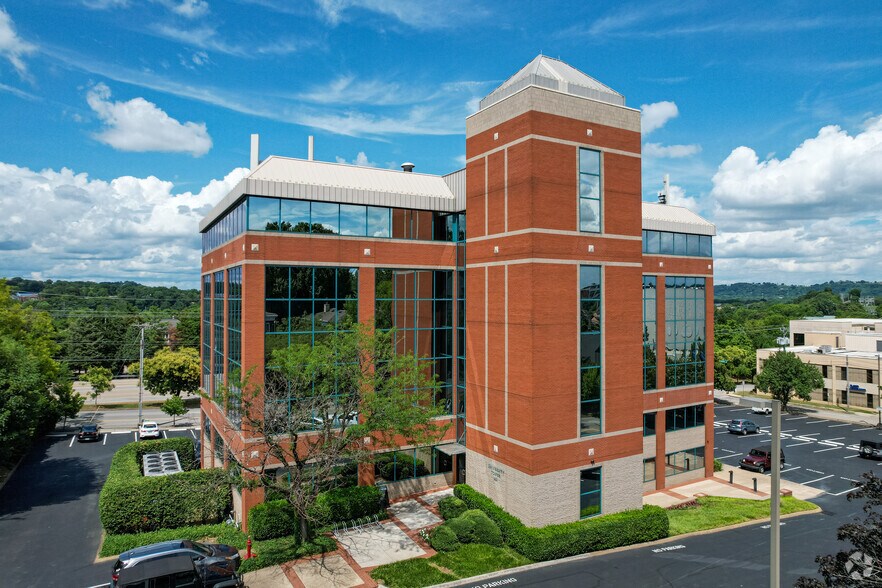 Primary Photo Of 651 E 4th St, Chattanooga Coworking Space
