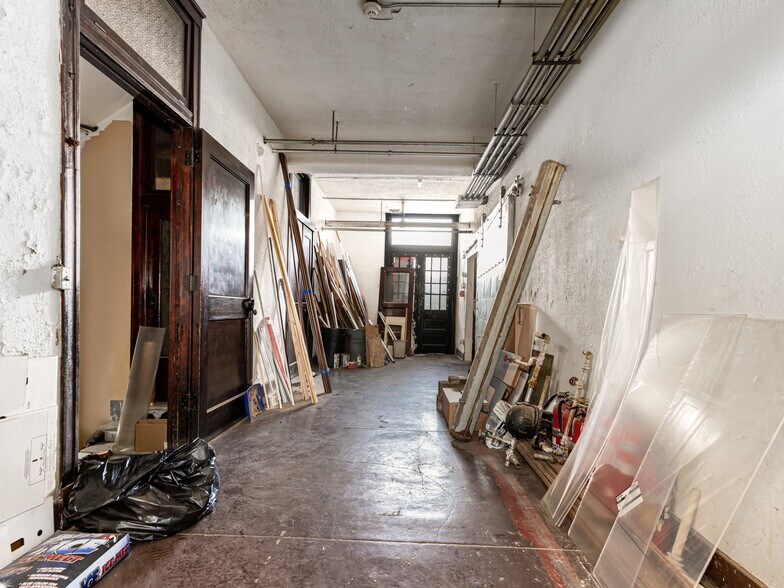 More Photos Of 628-630 Columbus St, Ottawa Loft Creative Space For Sale