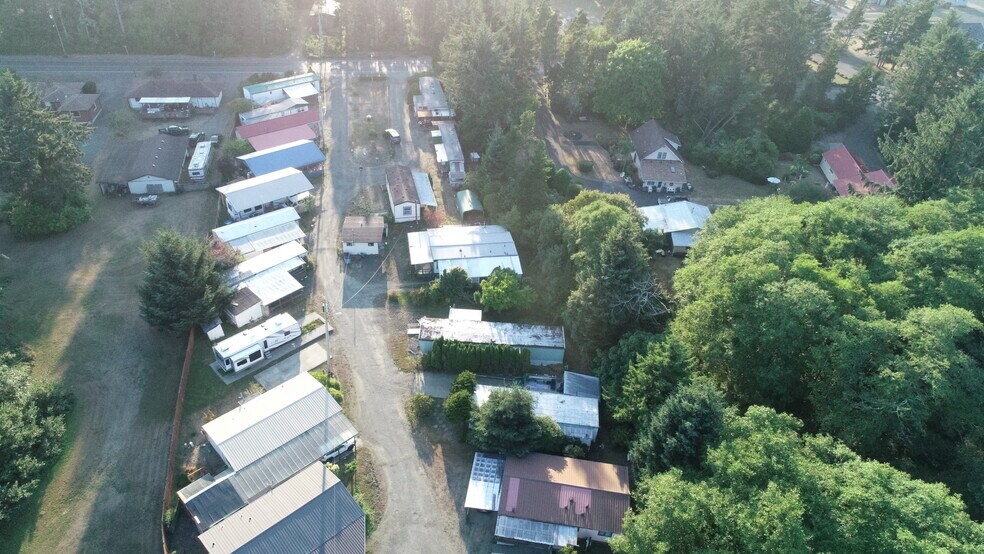 More Photos Of 802 S Forrest St, Westport Manufactured Housing Mobile Home Park For Sale