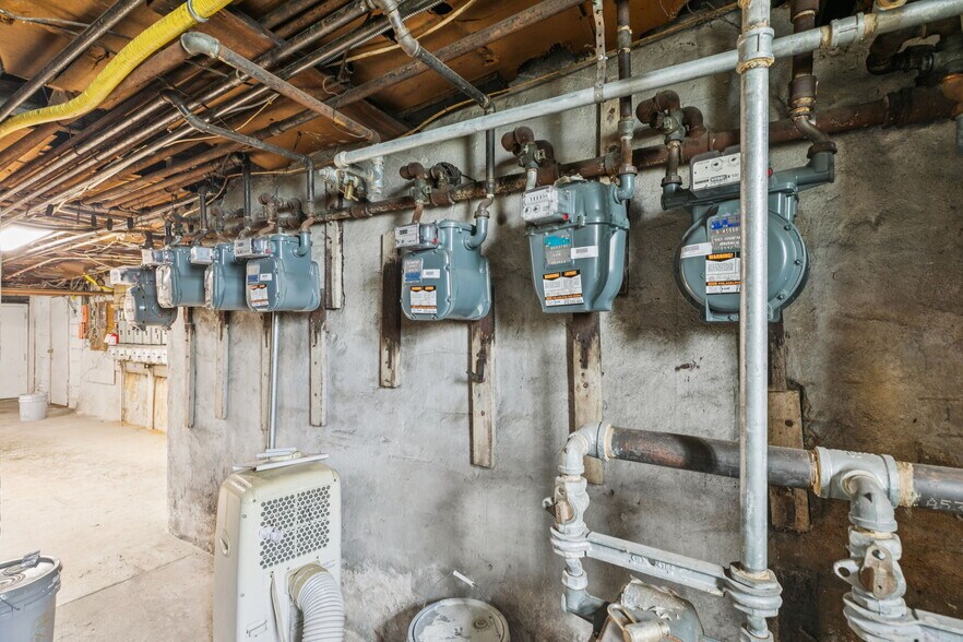 More Photos Of 312-314 N 33rd St, Philadelphia Apartments For Sale