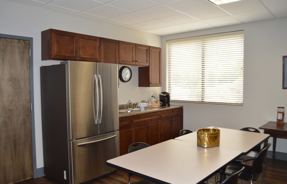 More Photos Of 2699 Fessey Ct, Nashville Office For Sale