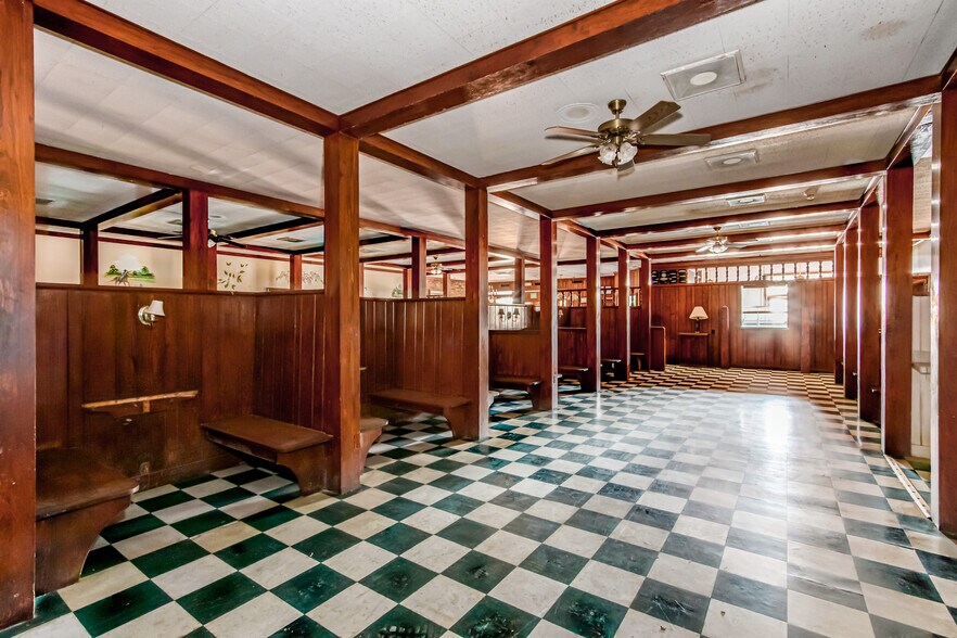 More Photos Of 15 7th St, Augusta Restaurant For Sale