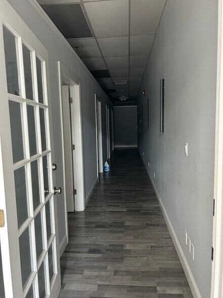 More Photos Of 200-232 Middle Country Rd, Middle Island General Retail For Lease