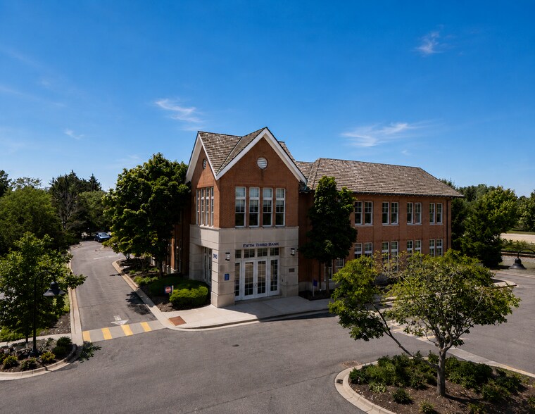 Primary Photo Of 990 S Waukegan Rd, Lake Forest Bank For Sale