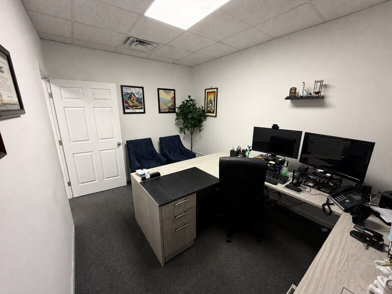 More Photos Of 50 Main St, Hempstead Medical For Lease