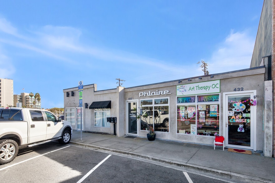 More Photos Of 3109-3115 Villa Way, Newport Beach Storefront Retail Office For Lease