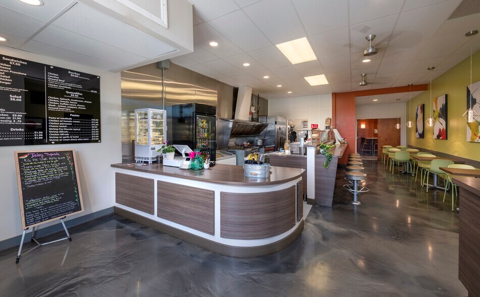 More Photos Of 30 E Padonia Rd, Timonium Medical For Lease