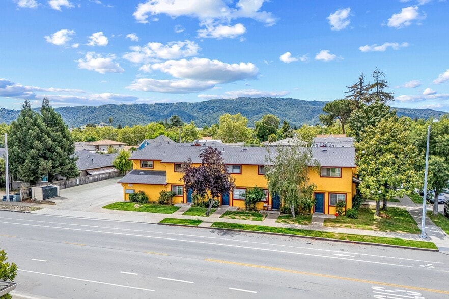 More Photos Of 7191 Eigleberry St, Gilroy Apartments For Sale