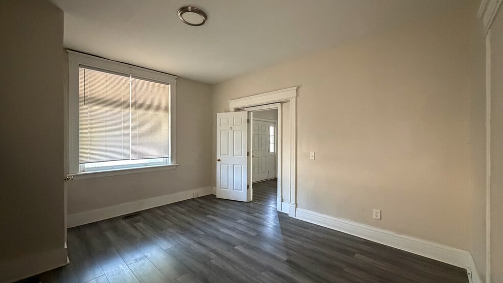 More Photos Of 2478 Paris St, Cincinnati Multifamily For Sale