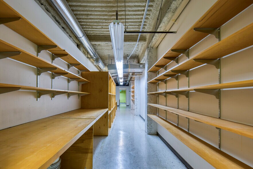 More Photos Of 200-216 Pine St, San Francisco Office For Sale