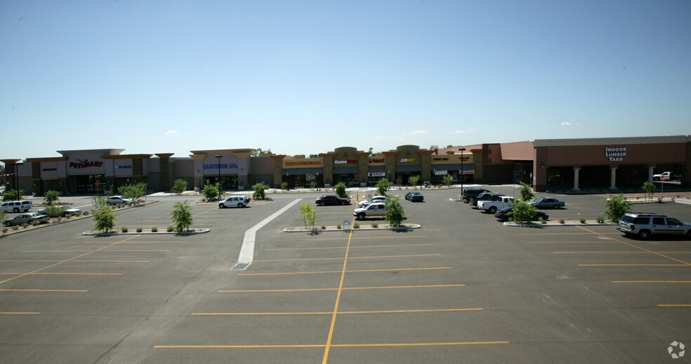 More Photos Of 5679 W Northern Ave, Glendale Restaurant For Sale