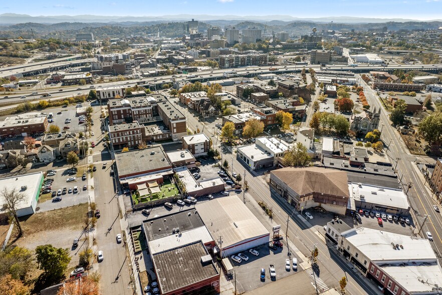 More Photos Of 622 N Central St, Knoxville General Retail For Sale