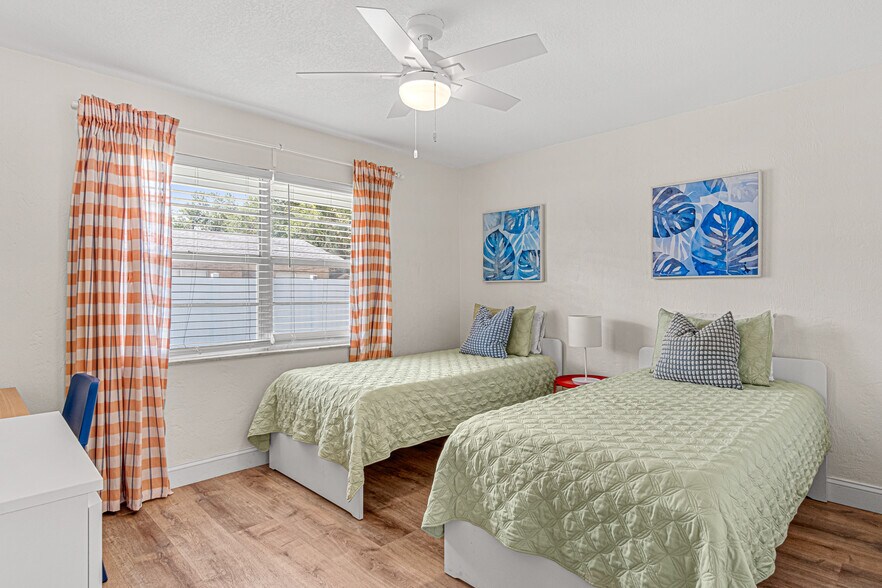 More Photos Of 5070 Orange Blvd, Port Orange Specialty For Sale