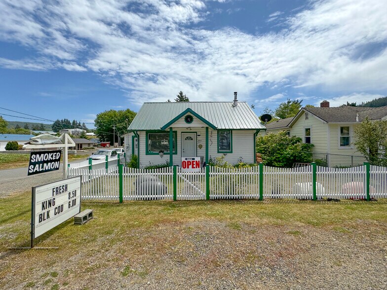 More Photos Of 16672 Frontier st, Clallam Bay Specialty For Sale