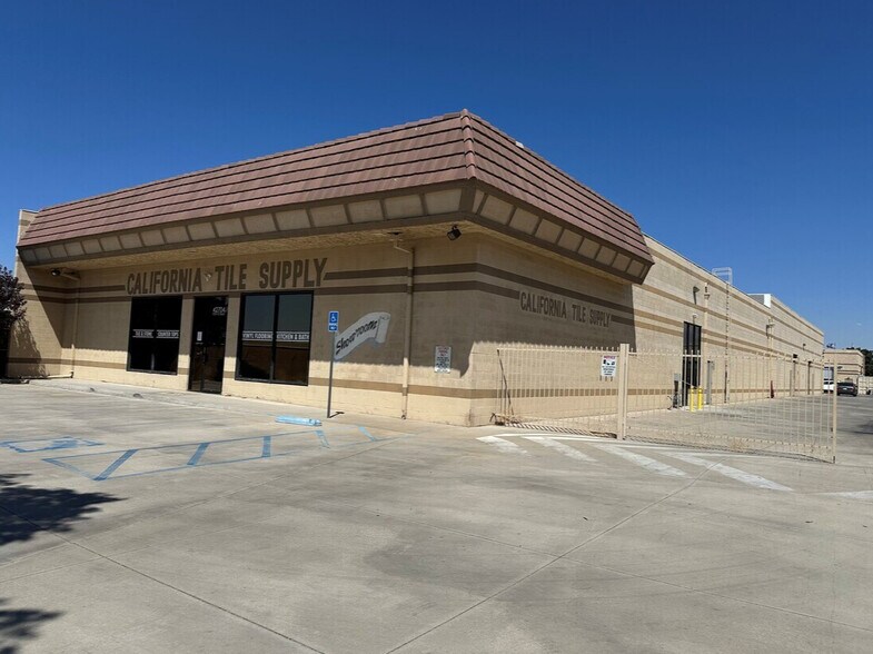 Primary Photo Of 42704 10th St W, Lancaster Showroom For Lease