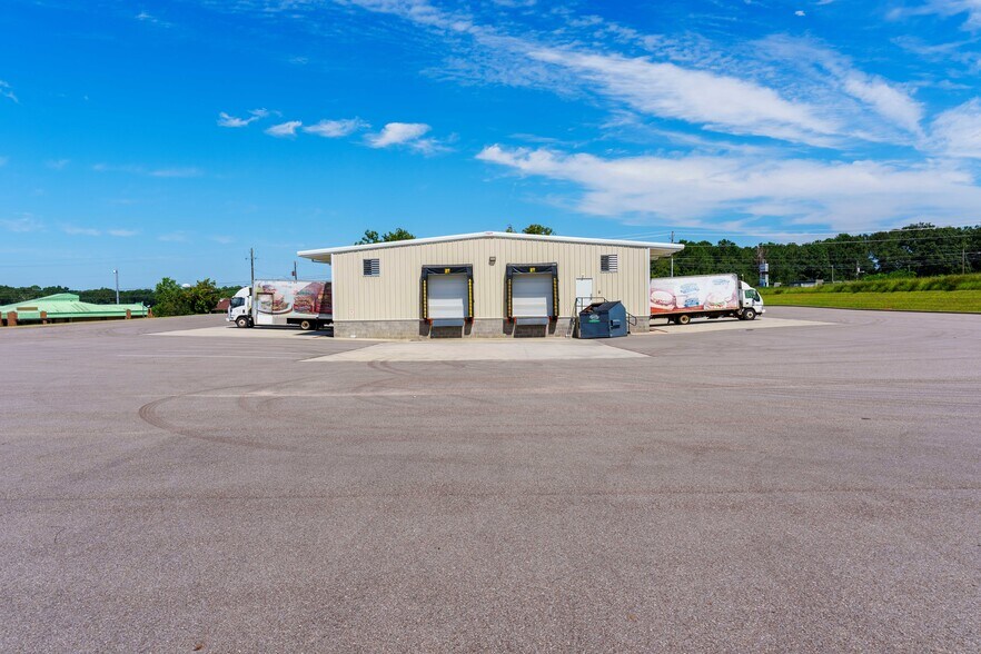 More Photos Of 612 Glover, Enterprise Distribution For Sale