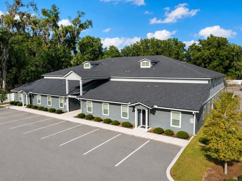 Primary Photo Of 806 Oak St, Green Cove Springs Apartments For Sale