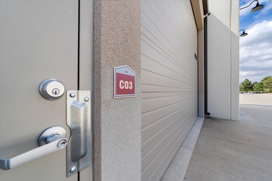 More Photos Of 1931 Liggett Rd, Castle Rock Self Storage For Sale