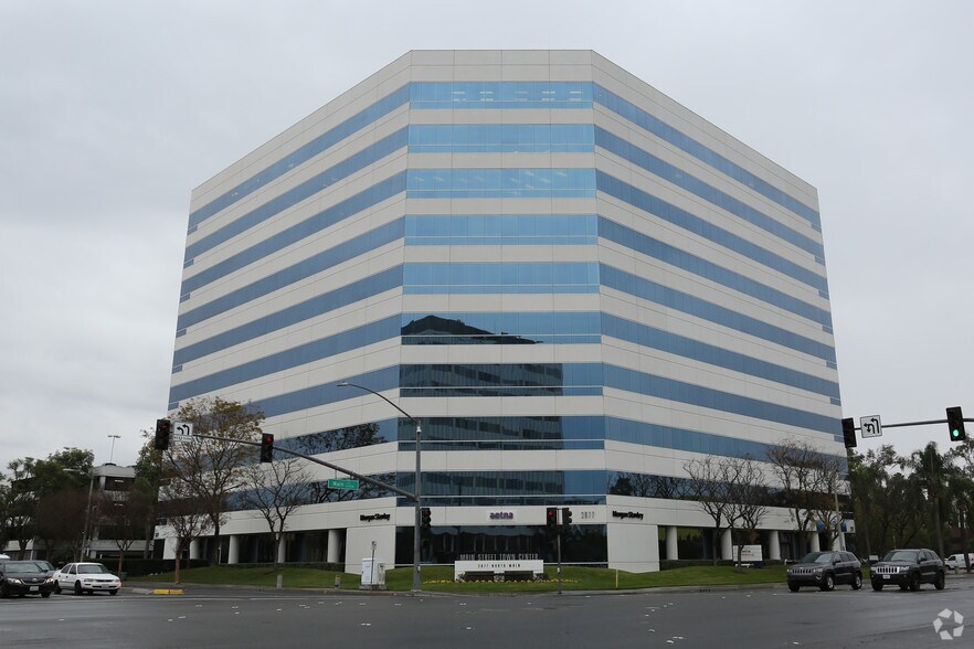 More Photos Of 2670 N Main St, Santa Ana Office For Lease