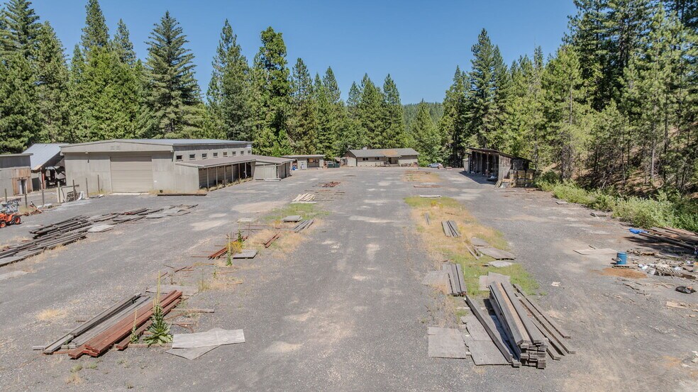 More Photos Of 1495 Linebaugh Rd, Arnold Industrial For Sale