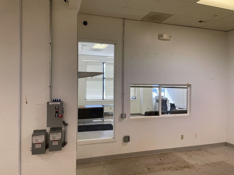 More Photos Of 35715 US Hwy 40, Evergreen Light Manufacturing For Lease