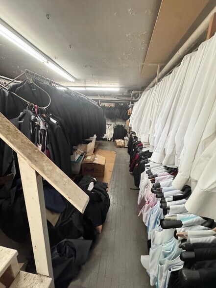 More Photos Of 204 Lancaster St, Albany Storefront Retail Residential For Sale