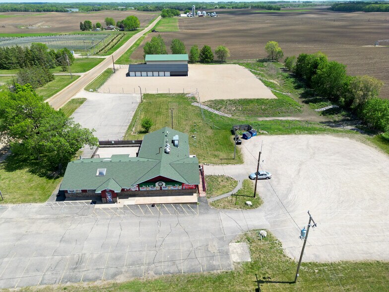 More Photos Of 10480 State Highway 24 NW, Annandale Restaurant For Sale