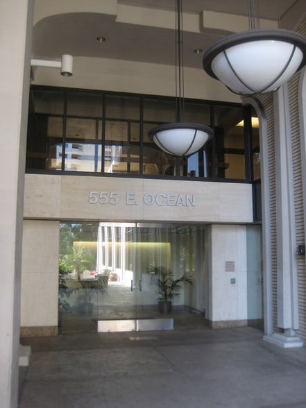 More Photos Of 555 E Ocean Blvd, Long Beach Office For Sale