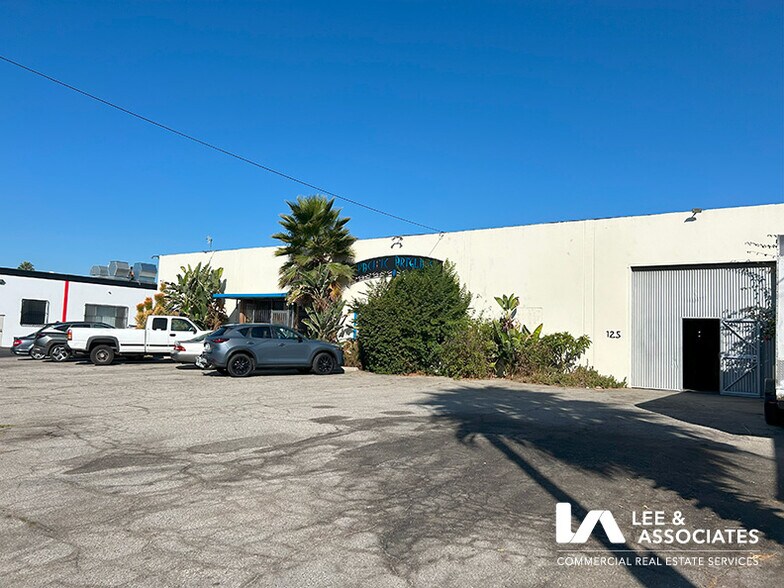 More Photos Of 125 W 157th St, Gardena Manufacturing For Sale