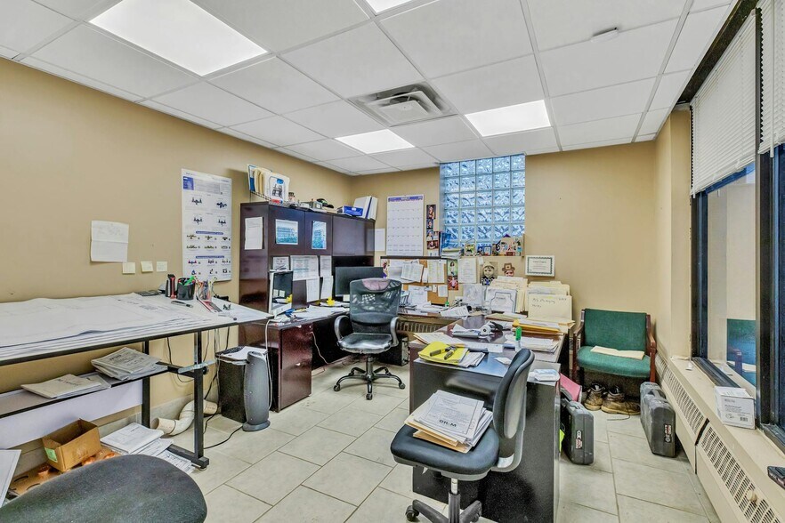 More Photos Of 56 Carleton Ave, Islip Terrace Office For Sale