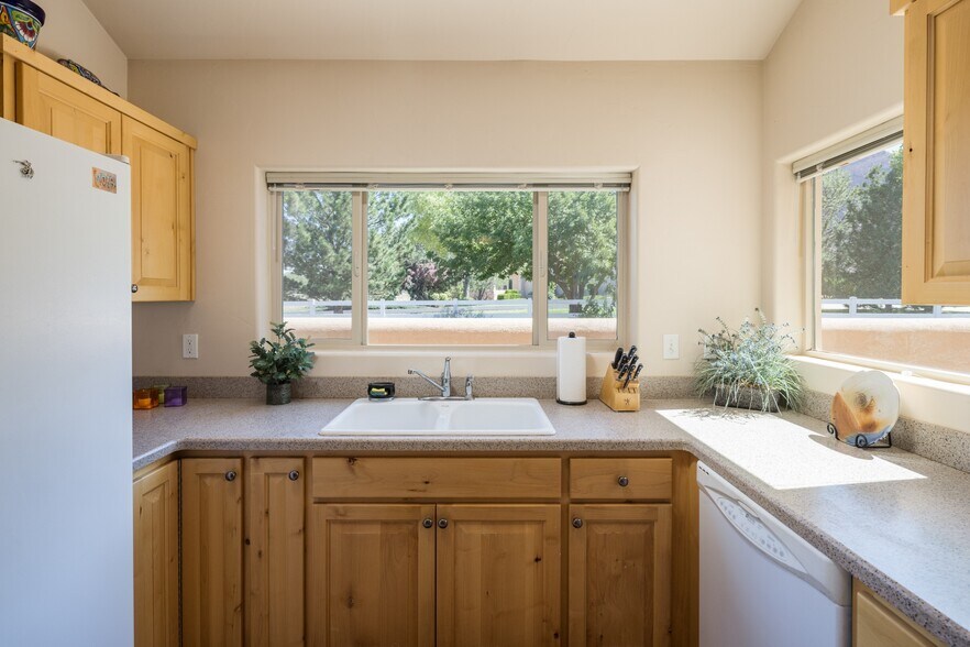 More Photos Of 3686 Spanish Valley Dr, Moab Specialty For Sale