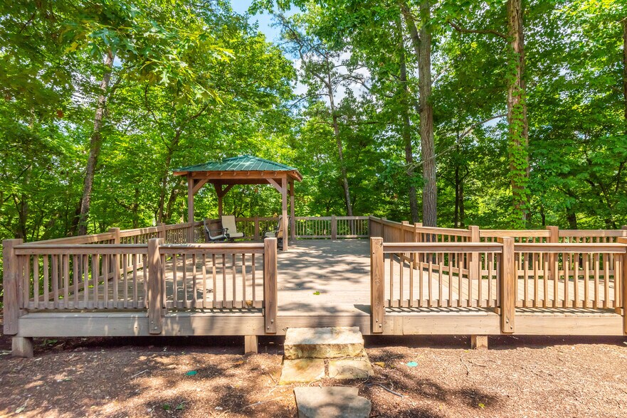 More Photos Of 565 Owens Gin Rd NE, Calhoun Lodge Meeting Hall For Sale