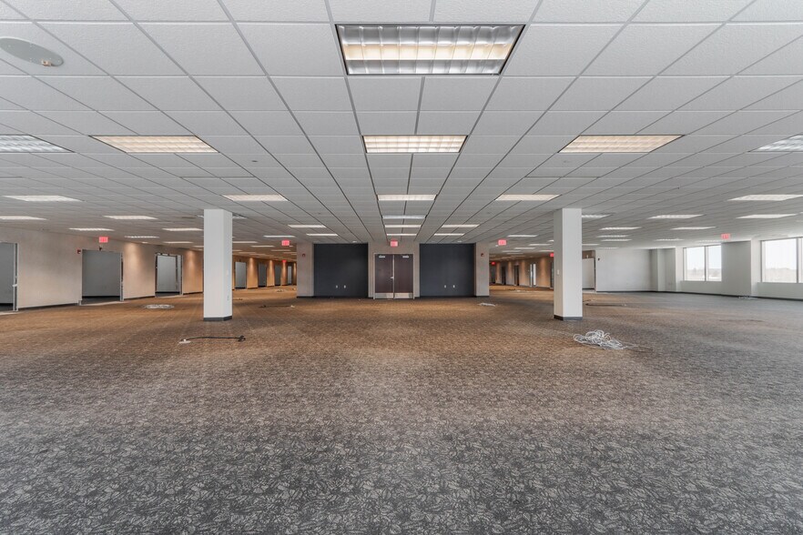 More Photos Of 11 Scott St, Wausau Office For Lease