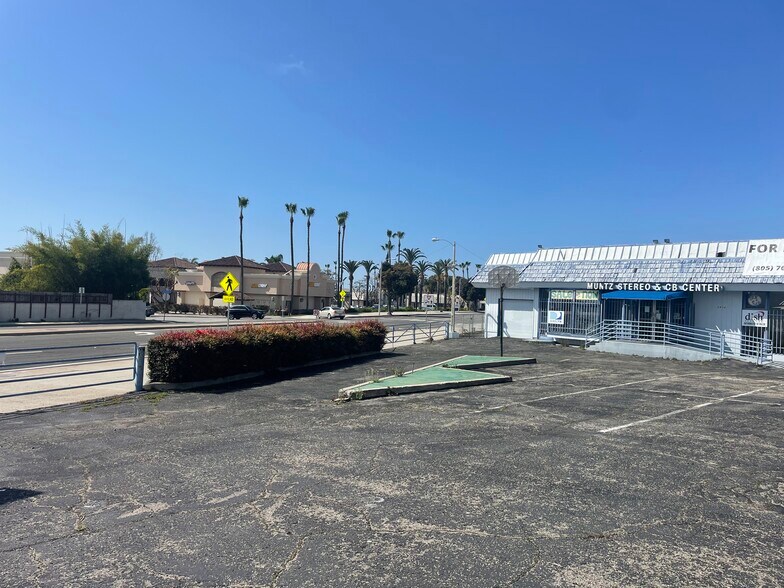 More Photos Of 2834 E Main St, Ventura General Retail For Sale