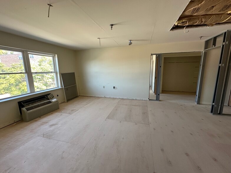 More Photos Of 659 Broad St, Emmaus Assisted Living For Sale