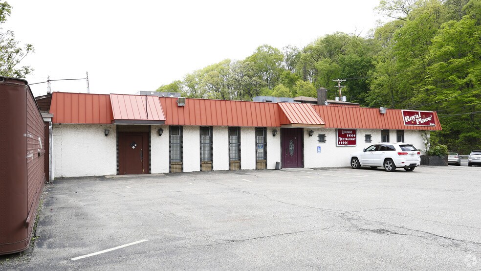 More Photos Of 2660 Library Rd, Pittsburgh General Retail For Sale