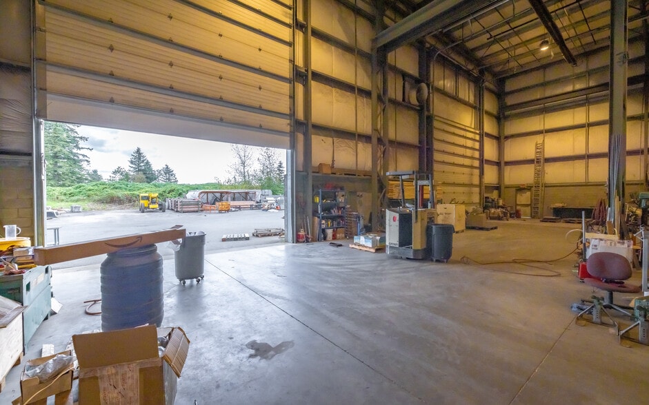 More Photos Of 29781 Fraser Hwy, Abbotsford Warehouse For Sale